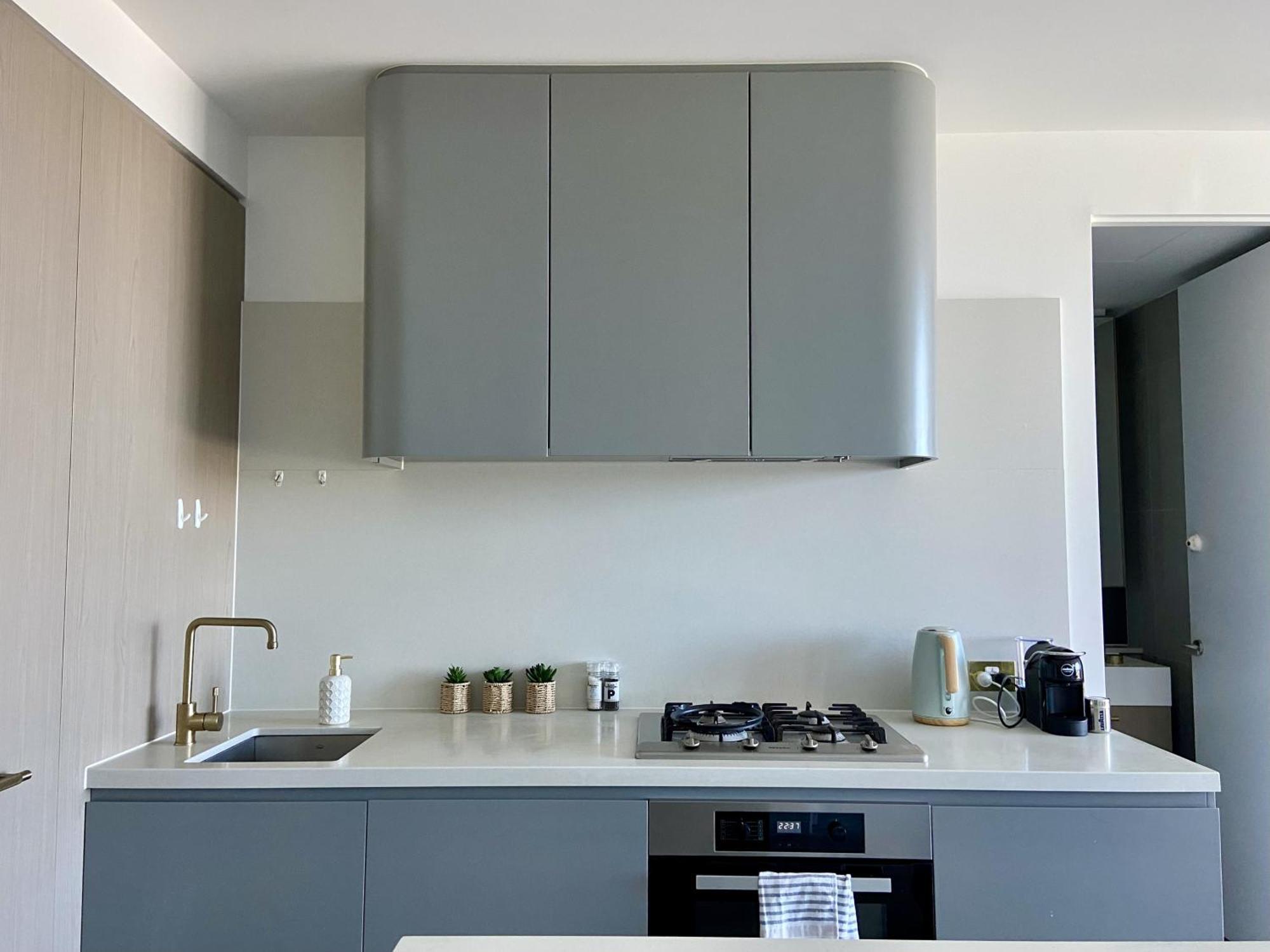 גלן וויברלי Skygarden Luxury Condo מראה חיצוני תמונה